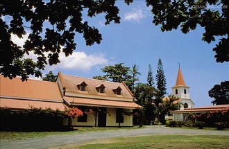 新喀里多尼亚学院
